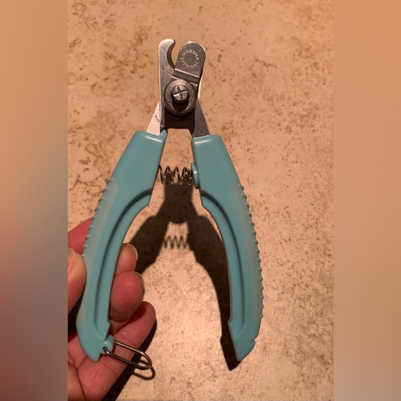 Martha Stewart Pets Nail Clippers With Safety Guard - Picture 5 of 11